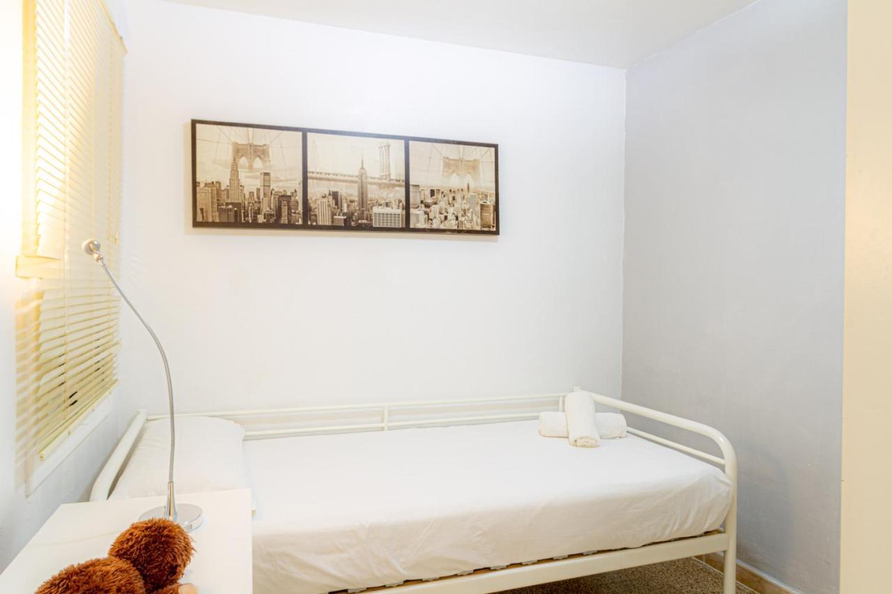 Residencial Costamar Next Bcn, 50M Beach With Swimming Pool Cabrera de Mar Eksteriør billede